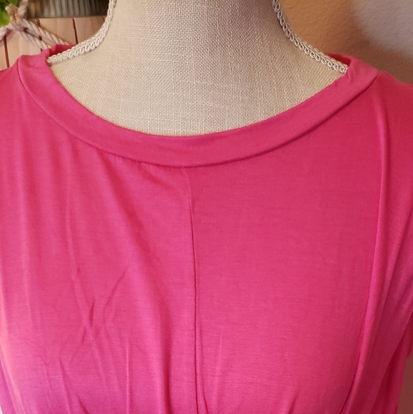 Fuschia twist hem top - Picture 4 of 4